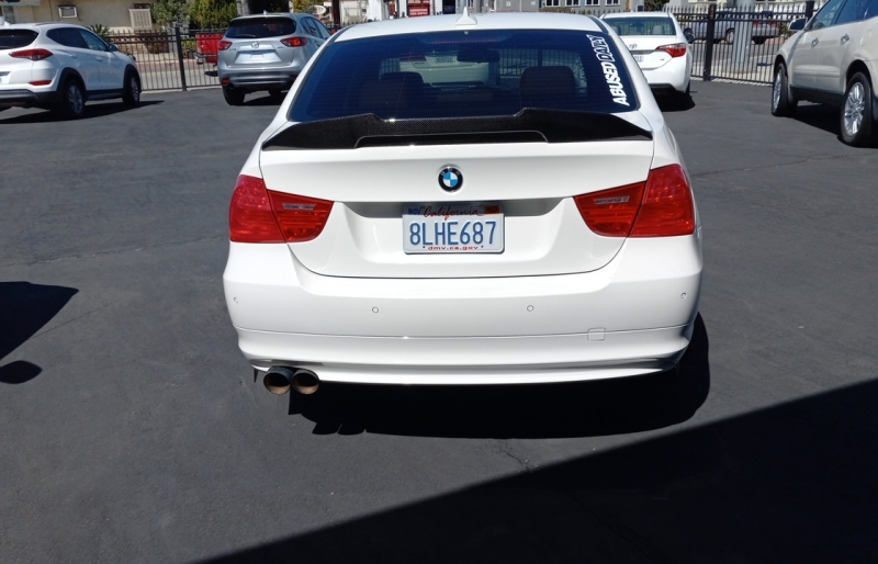 bmw 3 series 2011 WBAPH5G55BNM75751 image bmw 3 series 2011 WBAPH5G55BNM75751 image